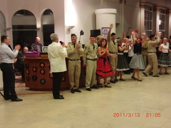 CIMG1008_4_stunde_60 boogie dogs2.jpg